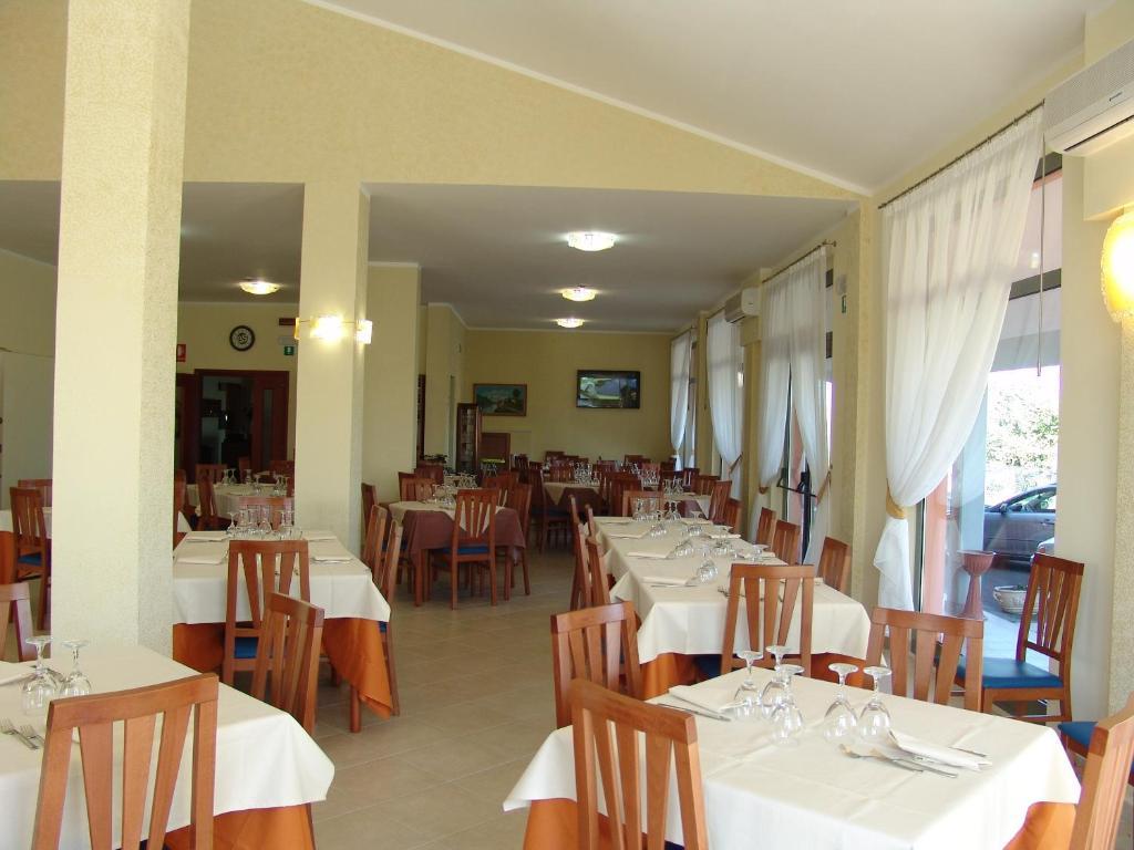Hotel Villa Adriatica Portocannone ภายนอก รูปภาพ